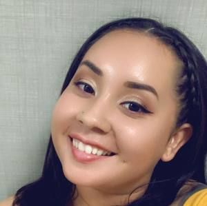 Meet your Posher, Elaine